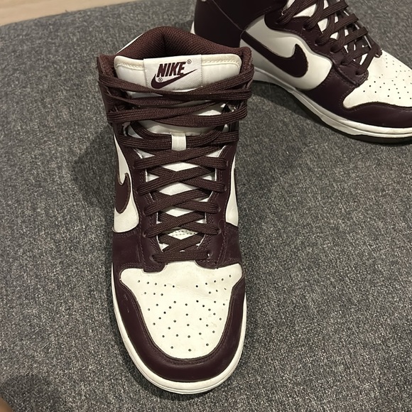 Nike Dunk Mid - Picture 2 of 3